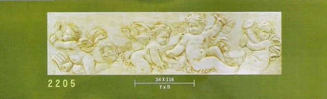 Επιμήκης ανάγλυφη παράσταση με πολλές ανθρώπινες μορφές και άλογα.