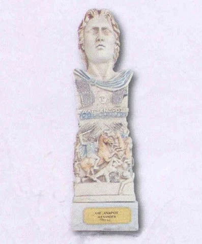 Προτομή γυναικείας μορφής πάνω σε διακοσμητική βάση.